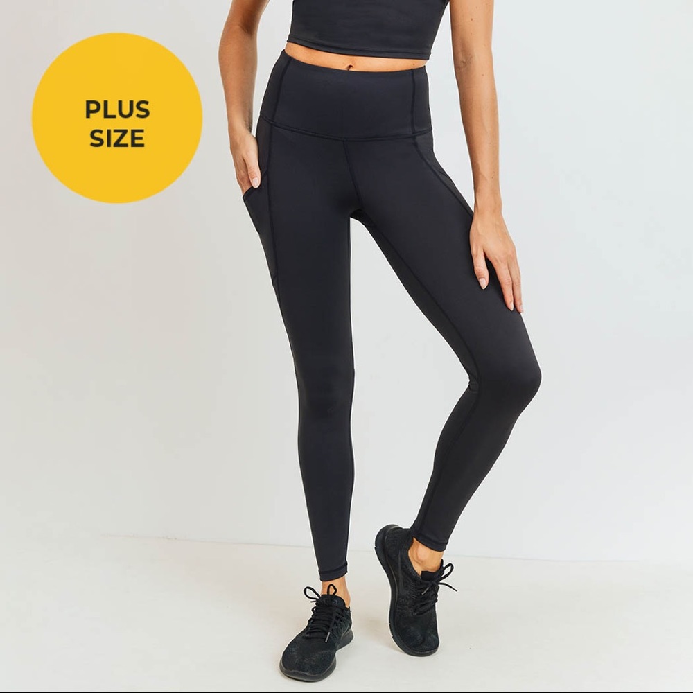 NWT!💕 Solid & Slanted Panel Highwaist Leggings - Picture 3 of 11